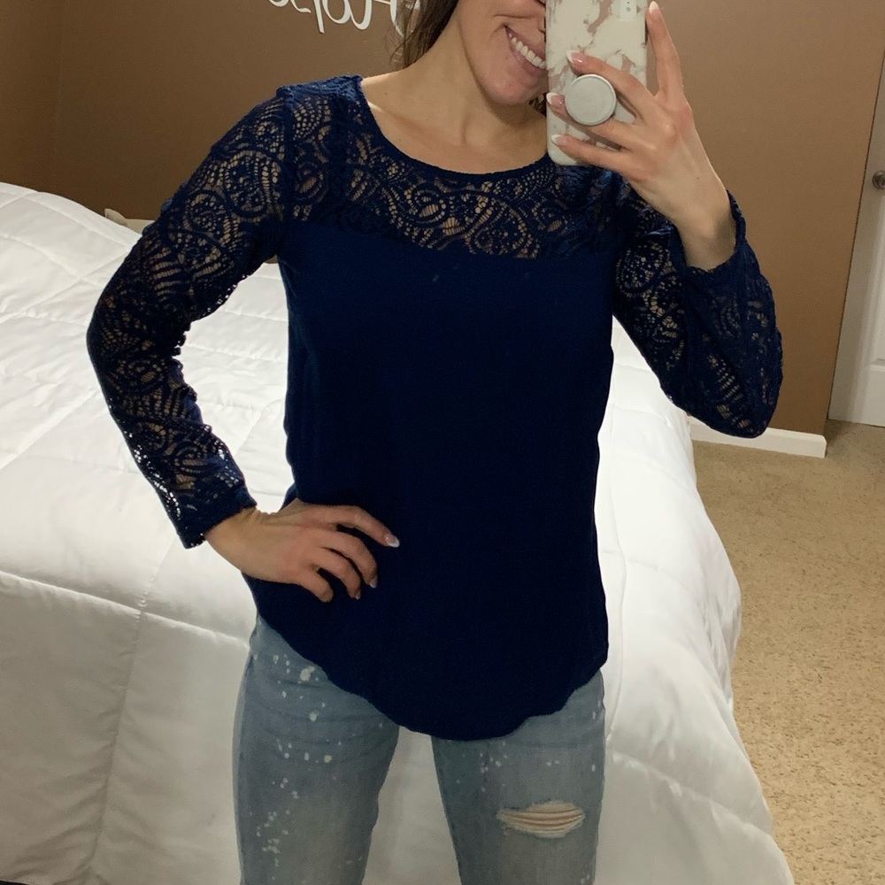 Lace top